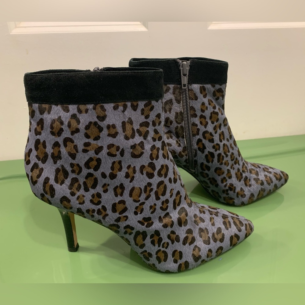NICOLE MILLER Chelsea Gray Pony Hair Ankle Bootie High Heeled Boots Size 7M